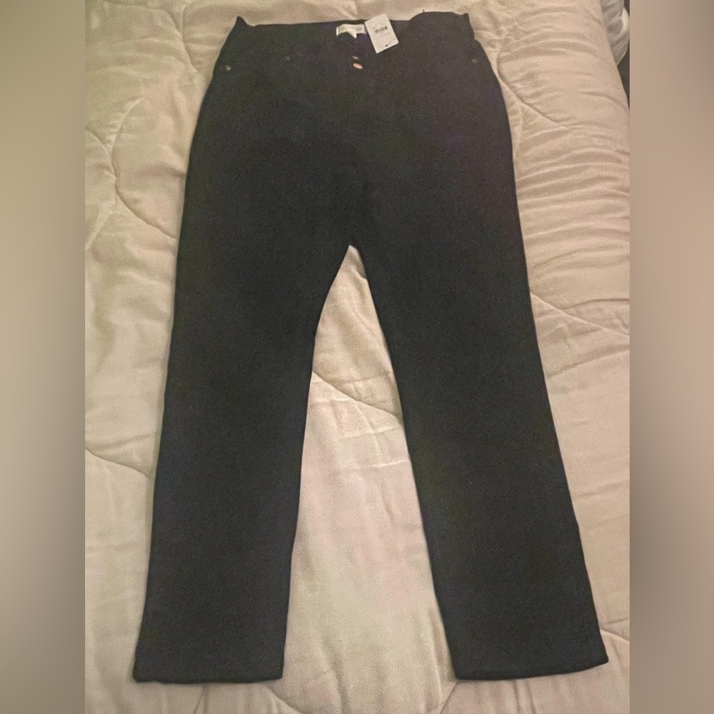 Aveology Chiara High Rise Black Skinny Jean Size 20